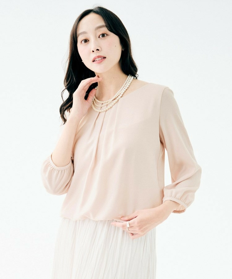 タックブラウス1