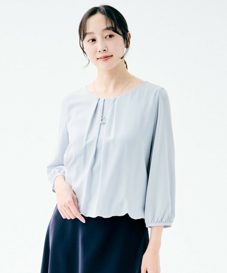 タックブラウス1
