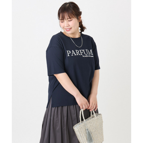 25年夏新作【大きいサイズ/a. v. v×eur3】コットンロゴTシャツ【アリノマ/Alinoma】 25年夏新作【大きいサイズ/a. v. v×eur3】コットンロゴTシャツ【アリノマ/Alinoma】