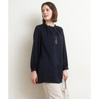 26年春新作【大きいサイズ】タックネックサテンブラウス