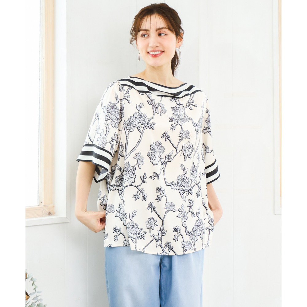 26年春新作【大きいサイズ】スカーフプリントブラウス