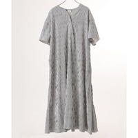 26年春新作【大きいサイズ】ドロップショルダーストライプワンピース