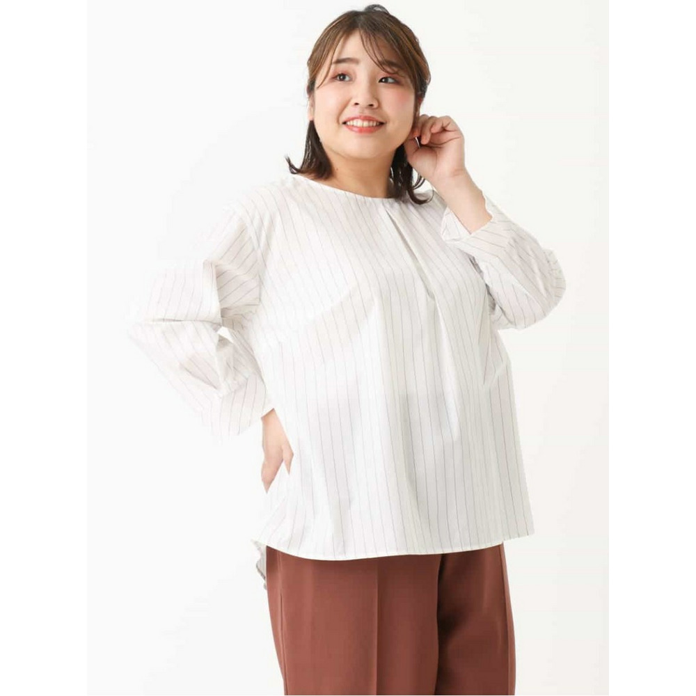 【大きいサイズ/洗える】ドライタッチバックボタンブラウス1