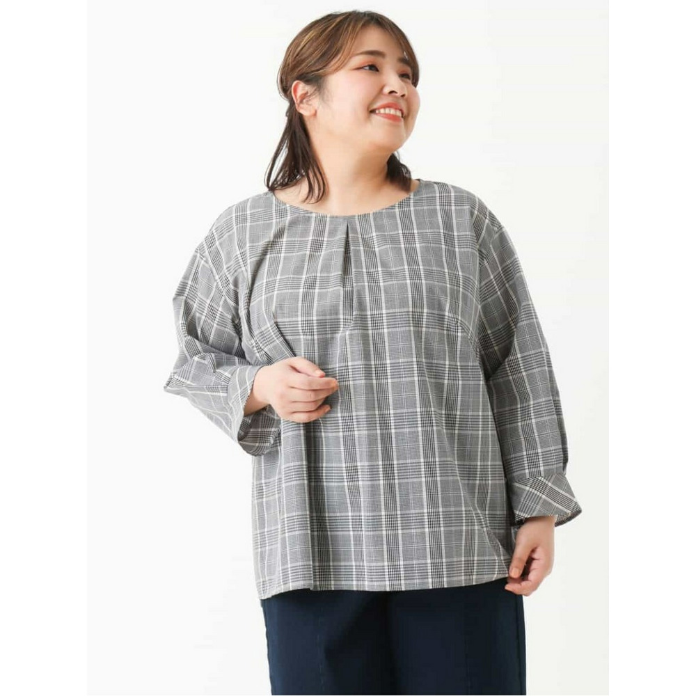 【大きいサイズ/洗える】ドライタッチバックボタンブラウス1