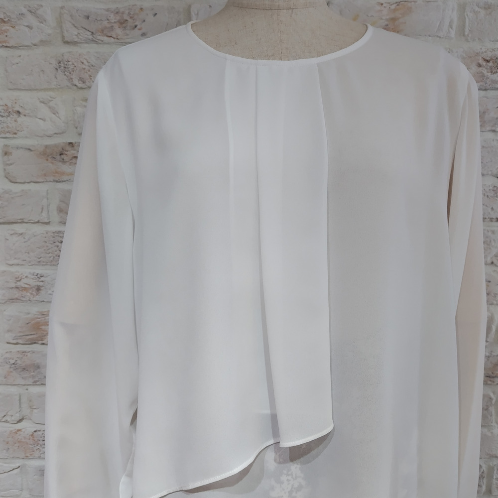 無地タックアシンメトリーブラウス3