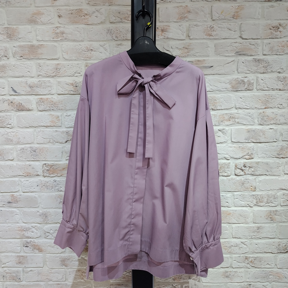 無地ボウタイオーバーサイズブラウス1