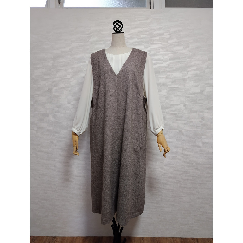 ウール混ジャンパースカート1