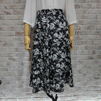 オリジナル花柄スカート