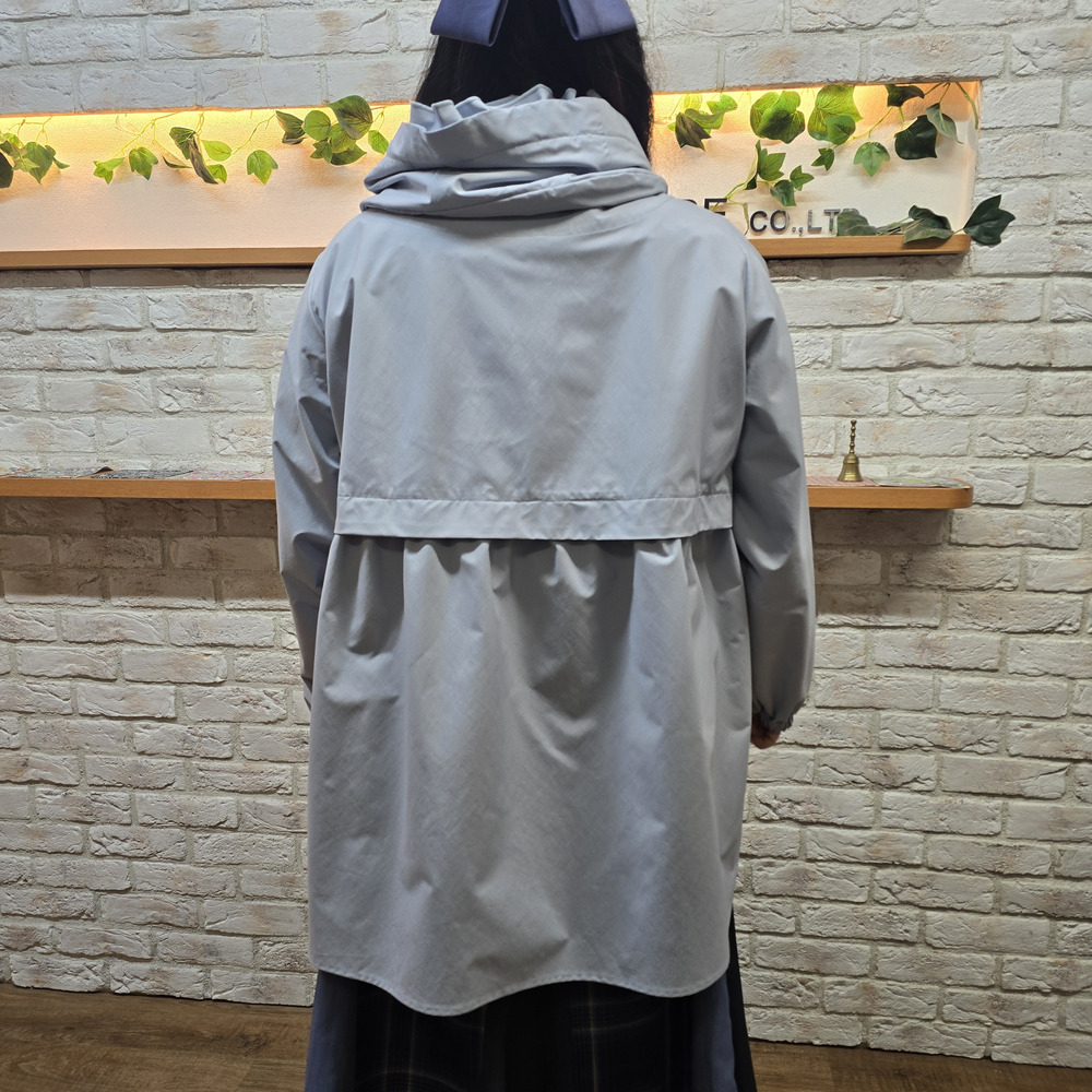 撥水フリルコート6
