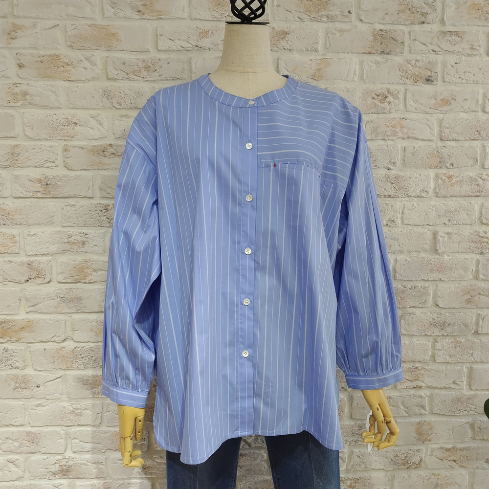 ストライプシャツブラウス