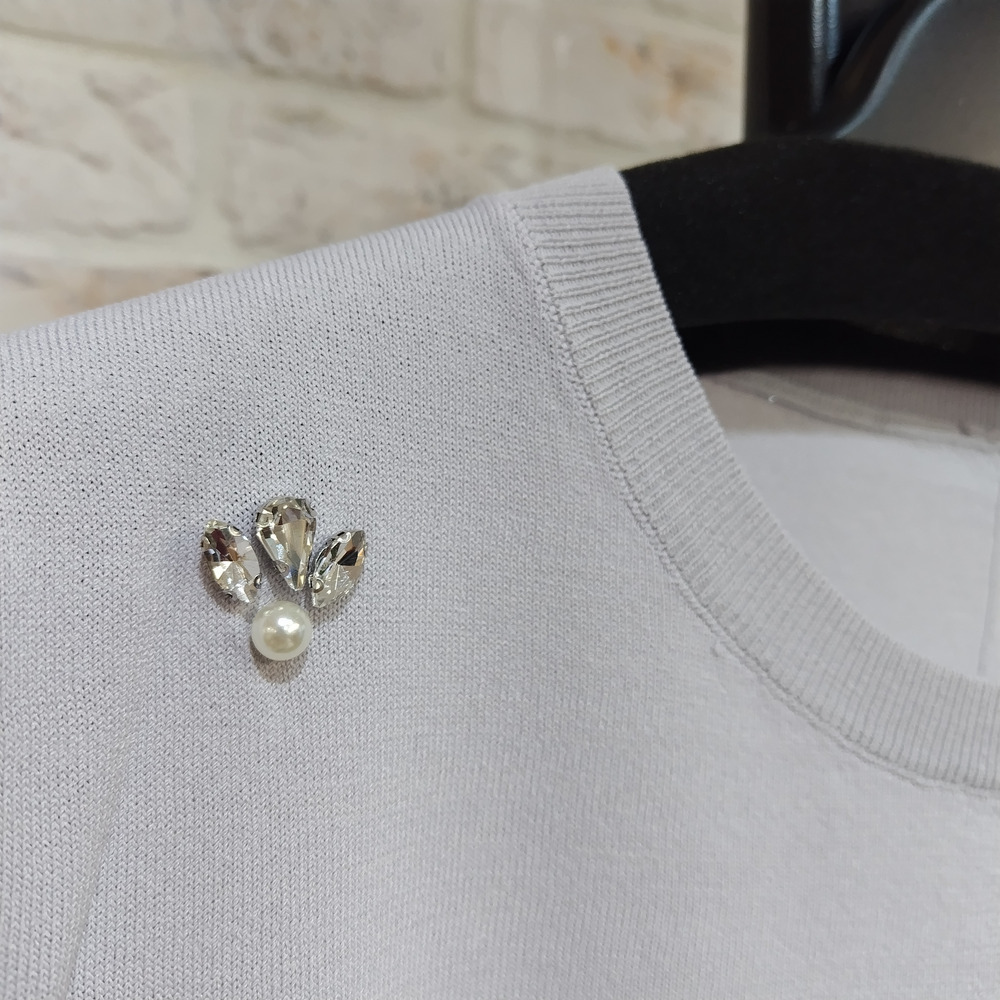 ビジュー付き大人の華やぎニットプルオーバー9