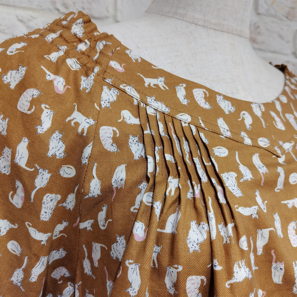 猫柄ピンタックスクエアネックチュニック3