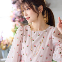 【美シルエット】つぼみ刺繍ワンピース