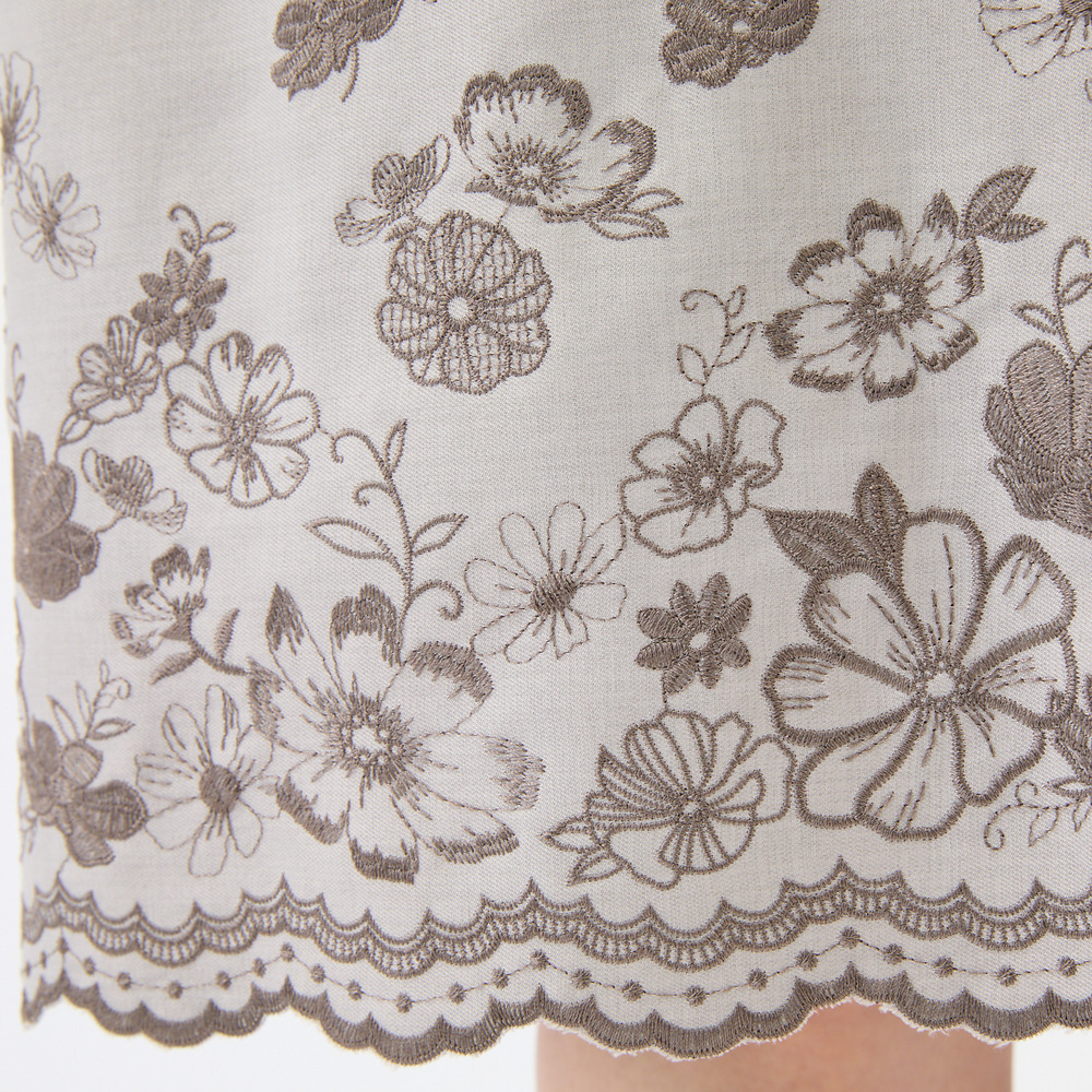 吹上刺繍ワンピース15