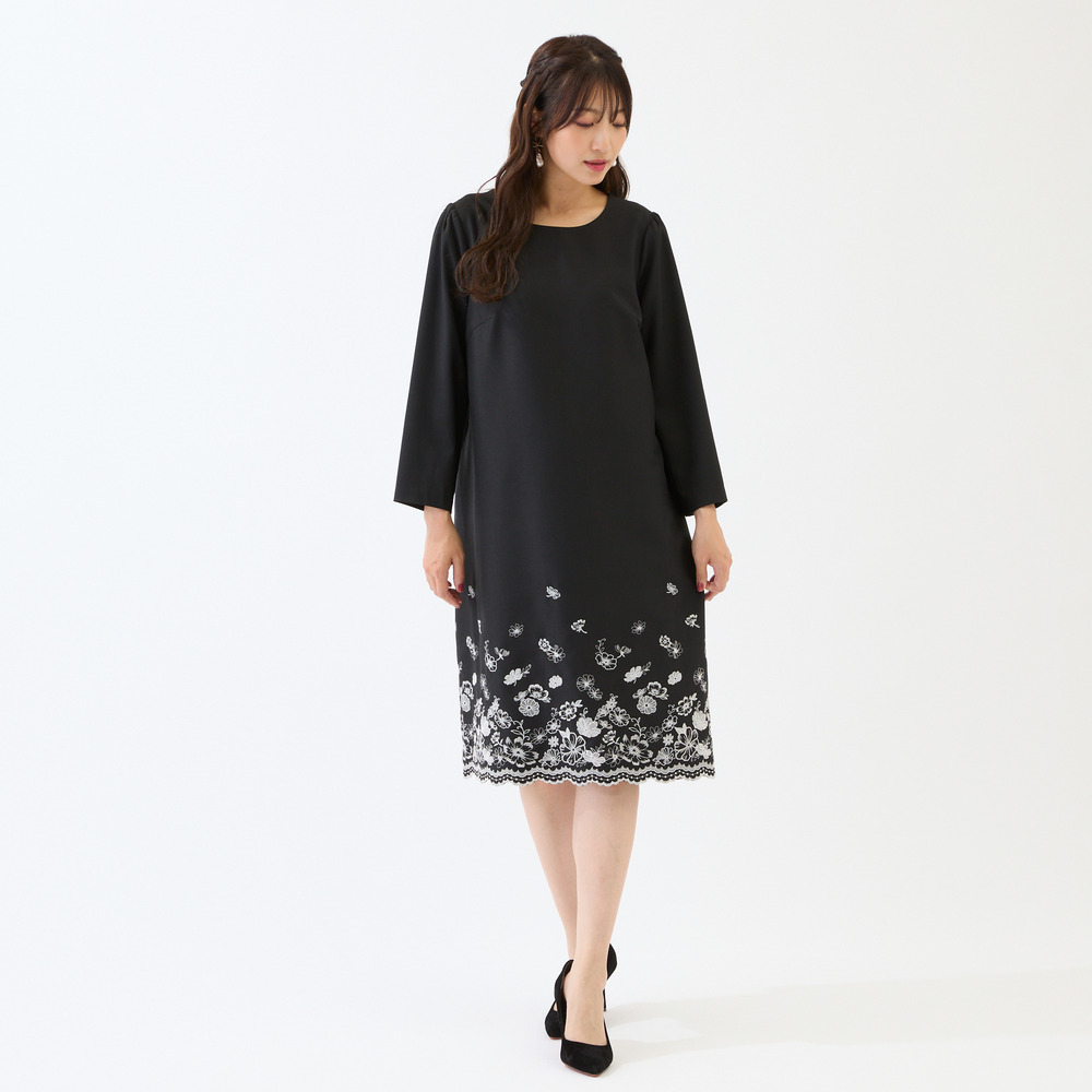 吹上刺繍ワンピース1