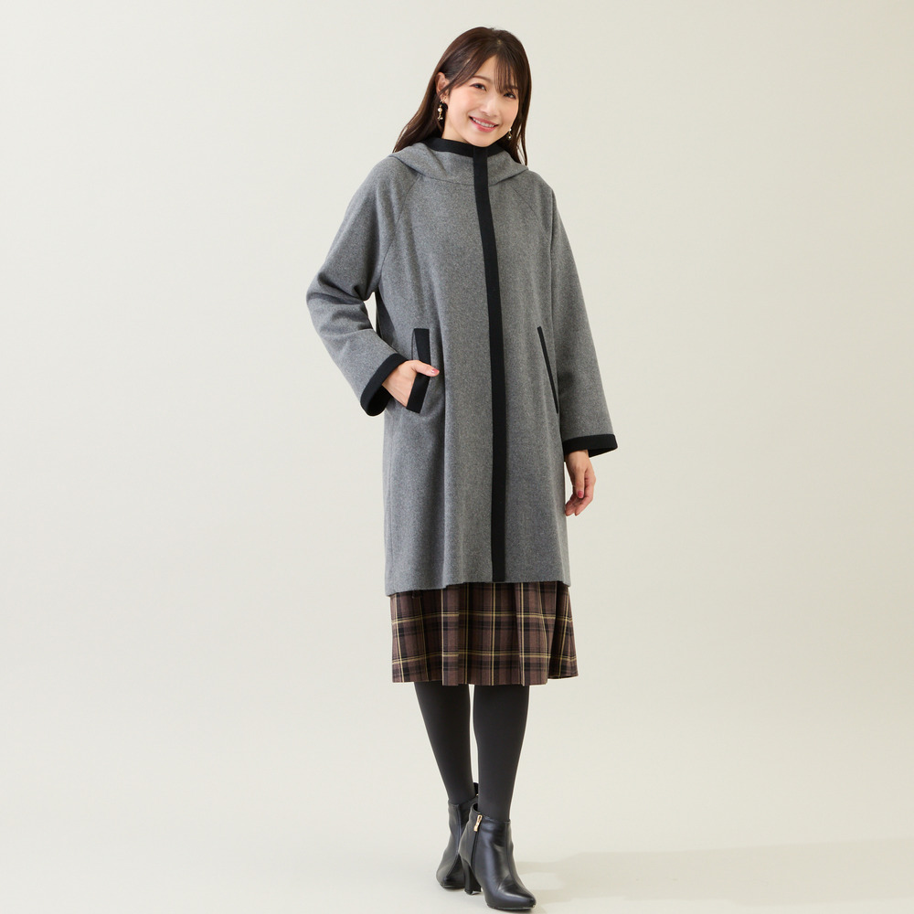 フード付き配色切替えコート1