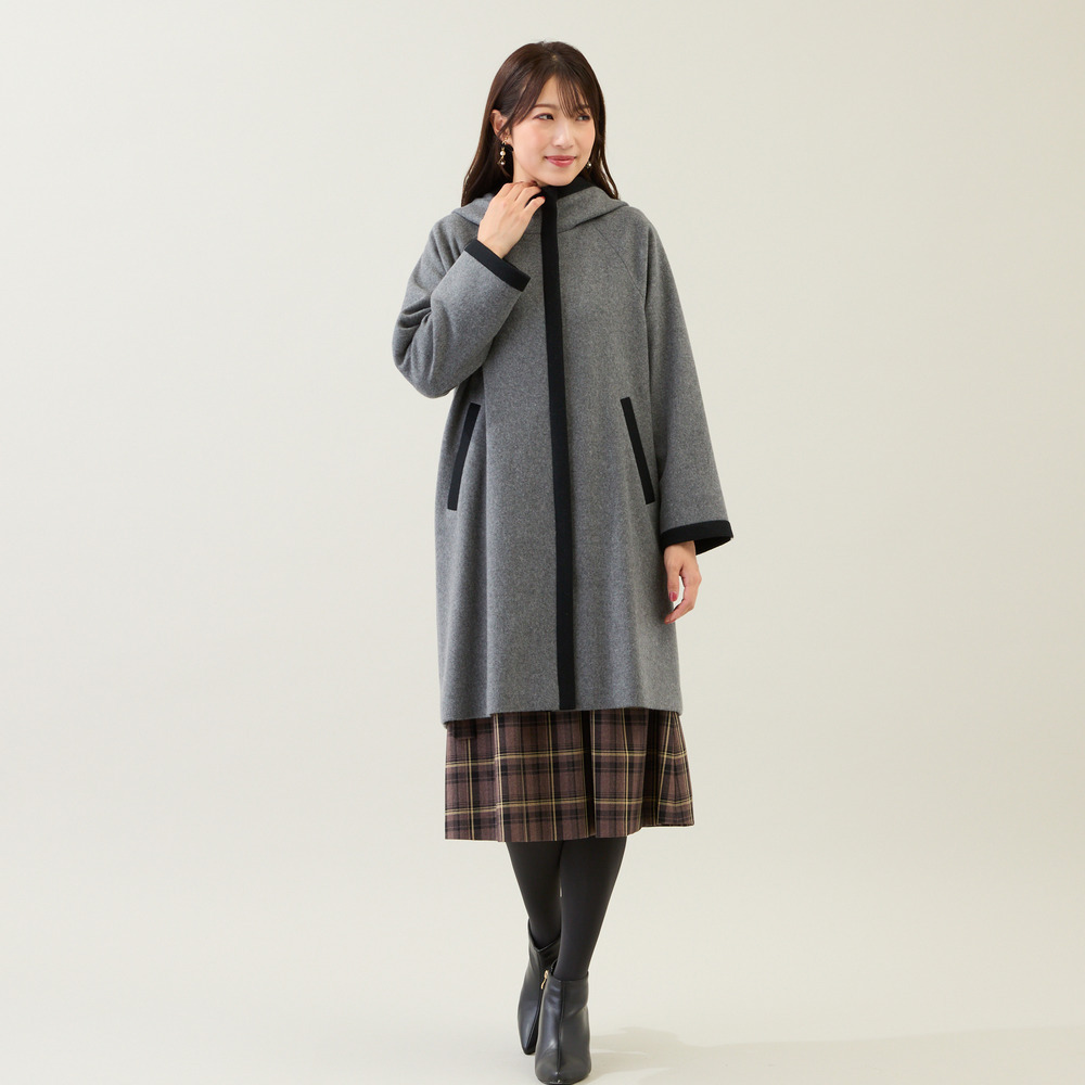 フード付き配色切替えコート1