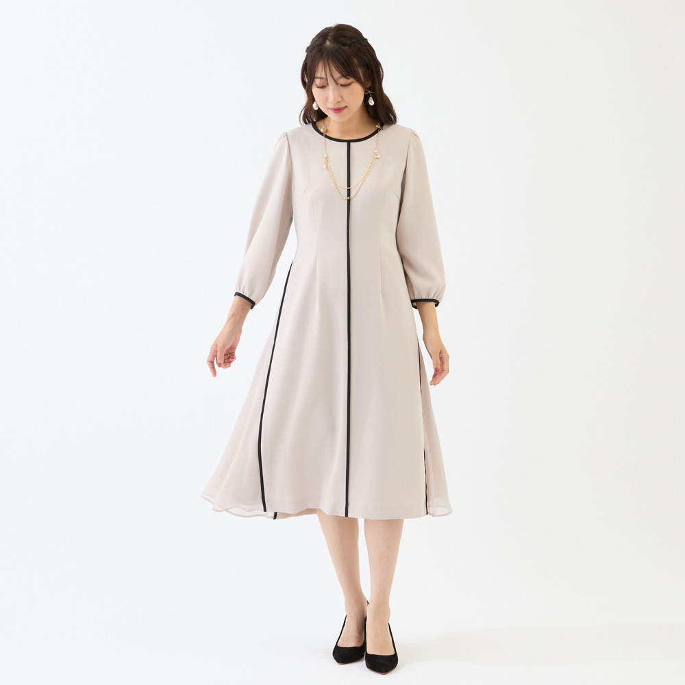 【接触冷感/シワになりにくい】サイド切替えワンピース
