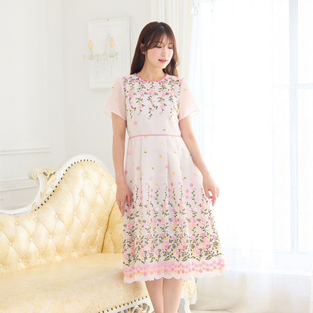 オーガンジー吹上刺繍ワンピース1