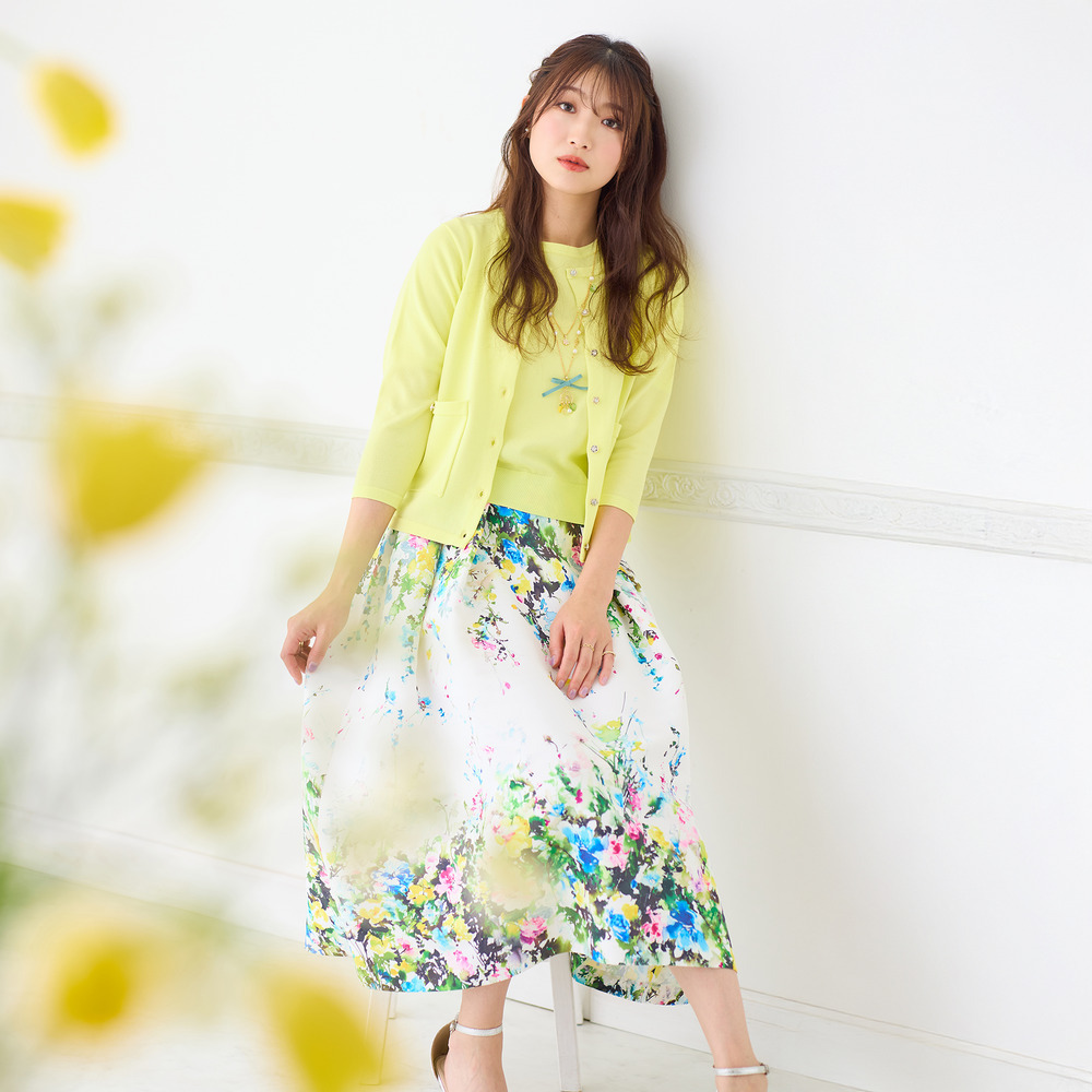 フローラルアートフレアスカート