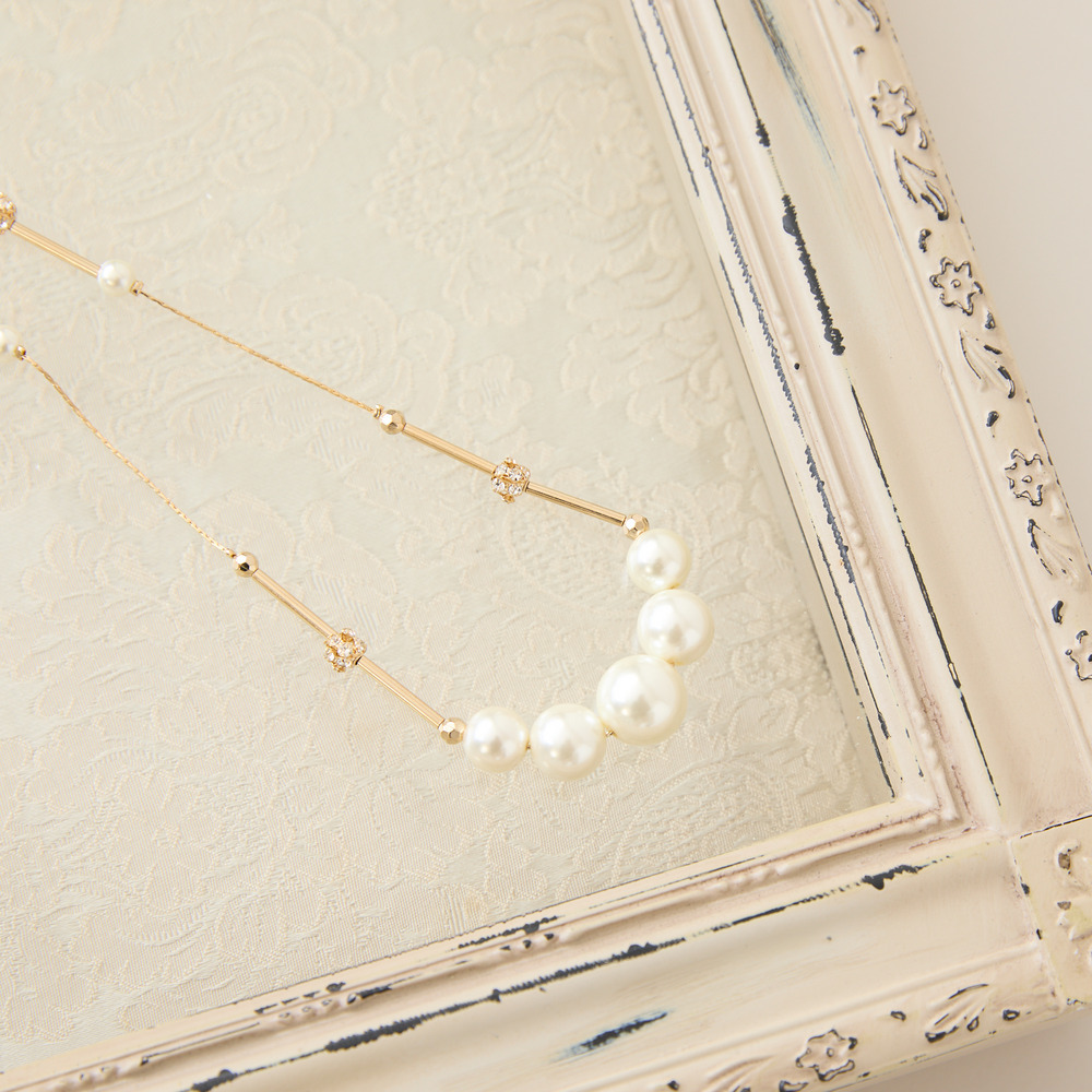 パール調ビーズゴールドシンプルネックレス1