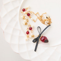 チョコがけいちごのネックレス