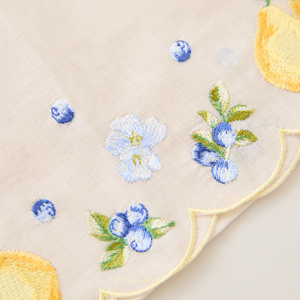フルーツ柄スカラップ刺繍ストール4