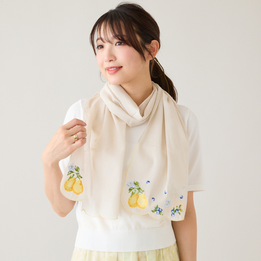 フルーツ柄スカラップ刺繍ストール5