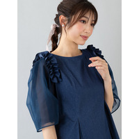 ショルダーフリルブラウス