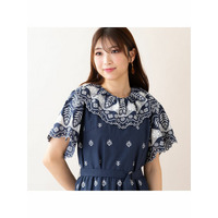 刺繍ワンピース