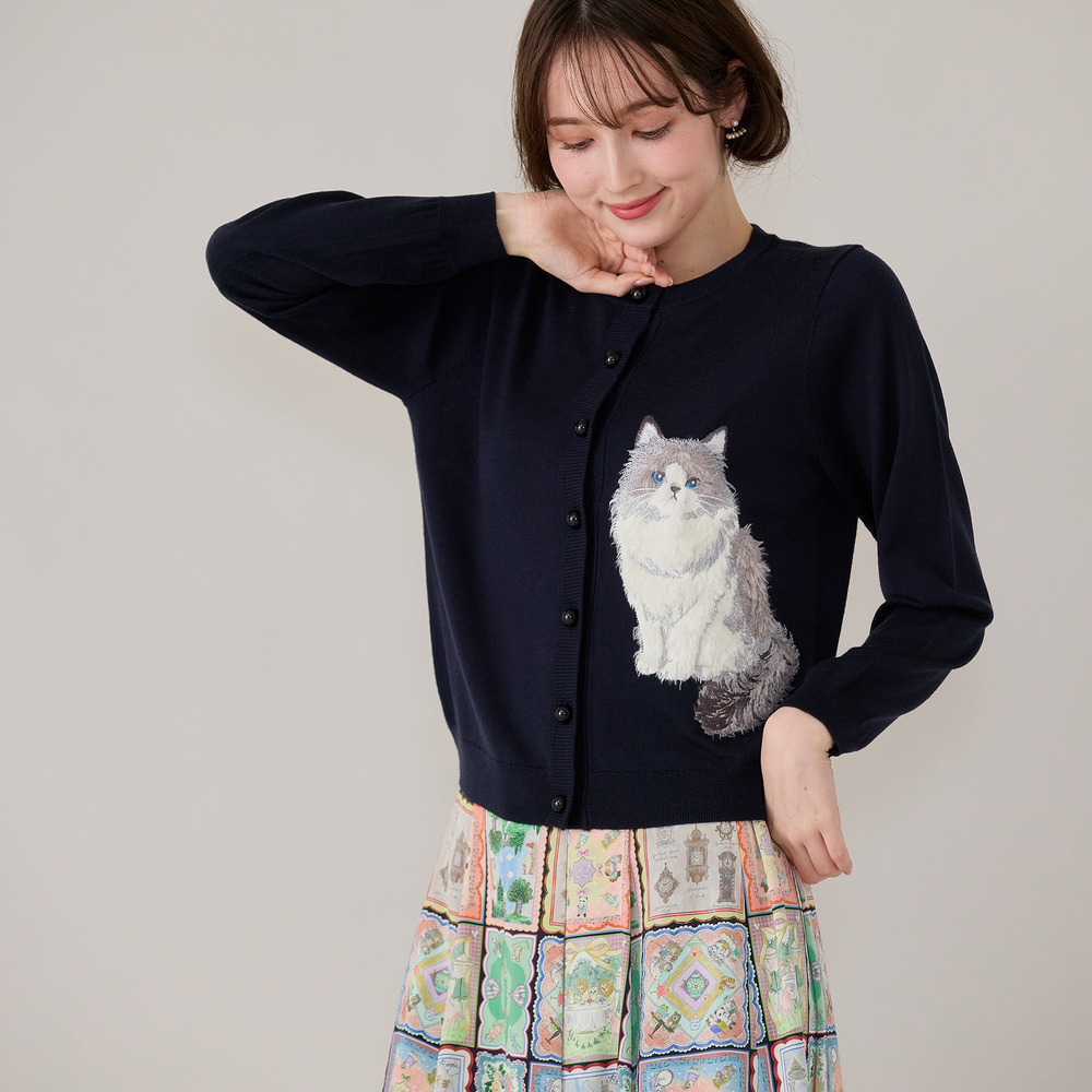 ねこ刺繍ニットカーディガン1