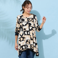 【手洗いOK】テントライン・プリントカットソー