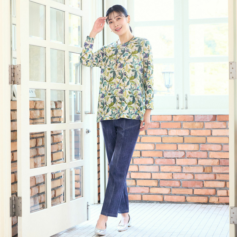 【洗える・日本製・L~3Lサイズ】テレコニットリーフ柄カットソー12