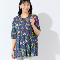 【人気デザイン・洗える・L～4Lサイズ】フルーツ柄フレアチュニック