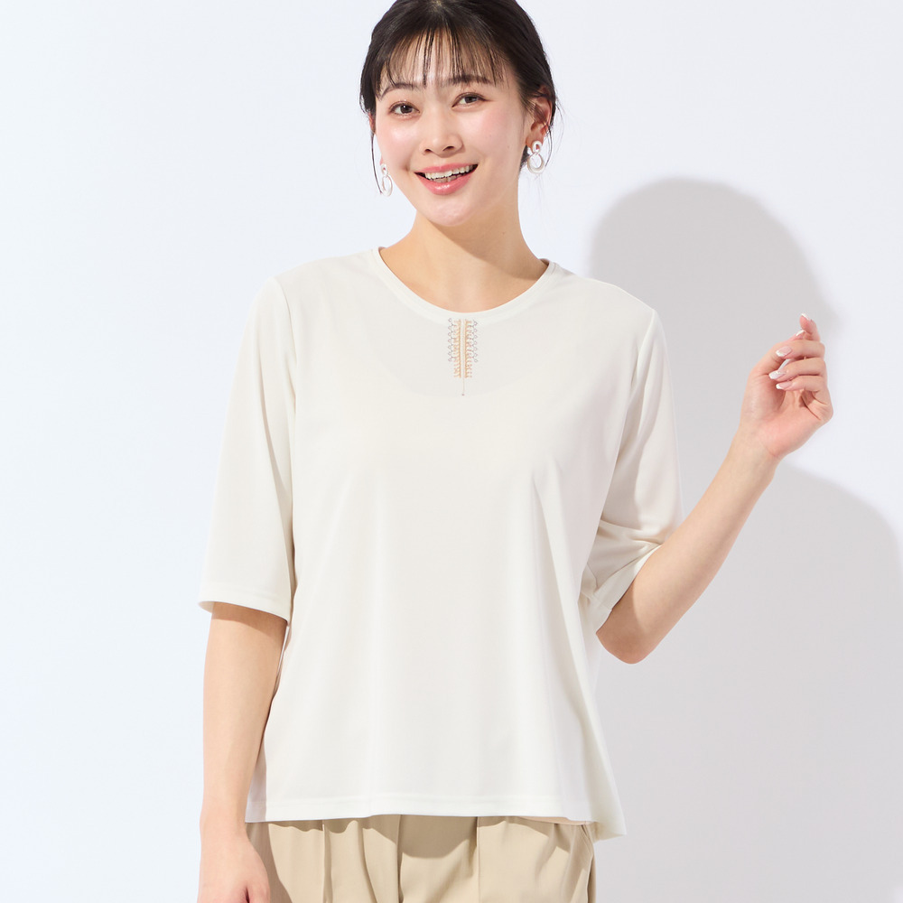 【洗える・日本製・L～4Lサイズ】襟刺繍カットソー