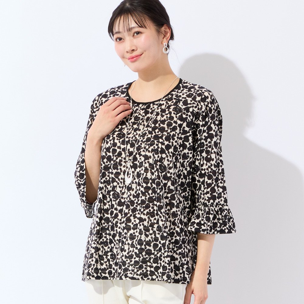 【洗える・日本製・3Lサイズあり】シルエットフラワートップス