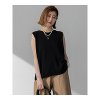 【洗える】ツイストデザイン ノースリーブ ニット