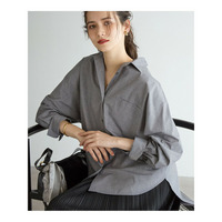 【SLOW/一部店舗限定】ライトタンブラータフタ バックボタン シャツ