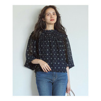 【SLOW/一部店舗限定】クレープ フラワープリント ブラウス