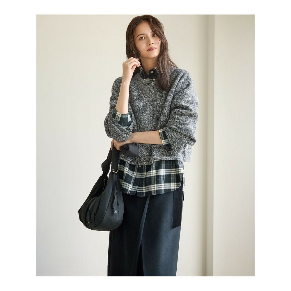 【SLOW/一部店舗限定】ソフトウール Vネック ニット2