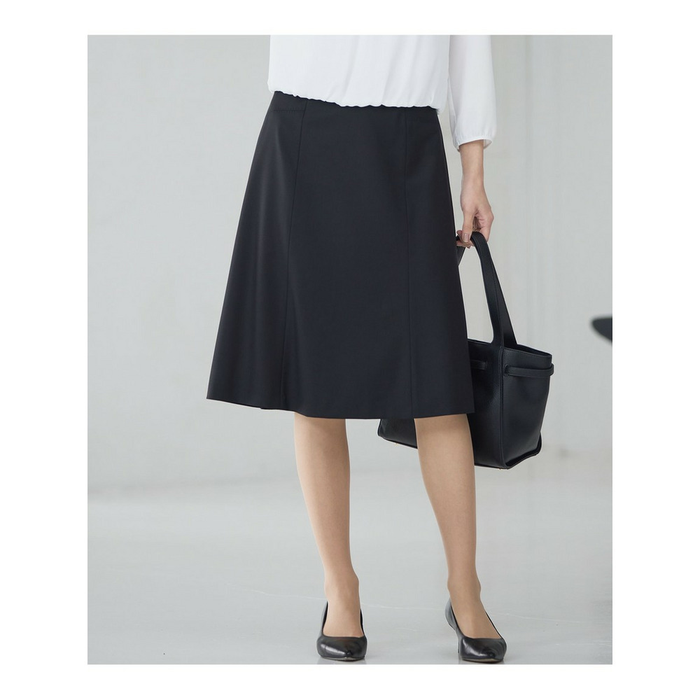 【セットアップ着用】ファインネスウール フレア スカート1