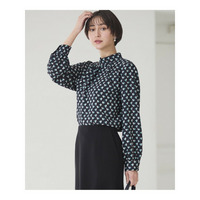 モダンアートプリントギャザーブラウス