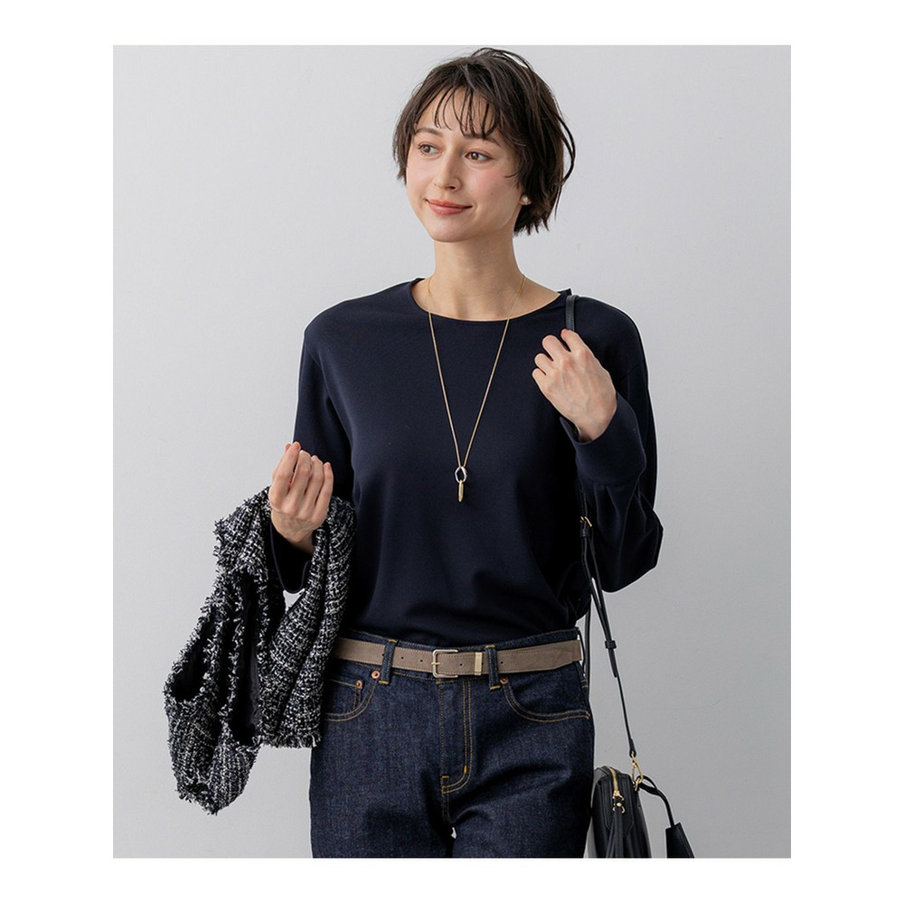 バックボタン TEEブラウス