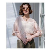 【WEB&一部店舗限定カラーあり】シャイニーシアー ドルマンスリーブ カーディガン