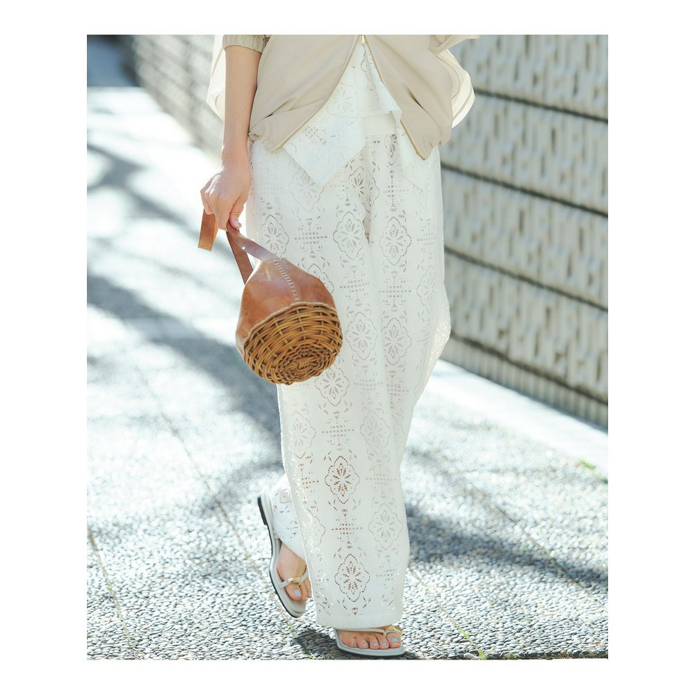 【見上愛さん着用】ラッセルオーナメントレース ワイド パンツ