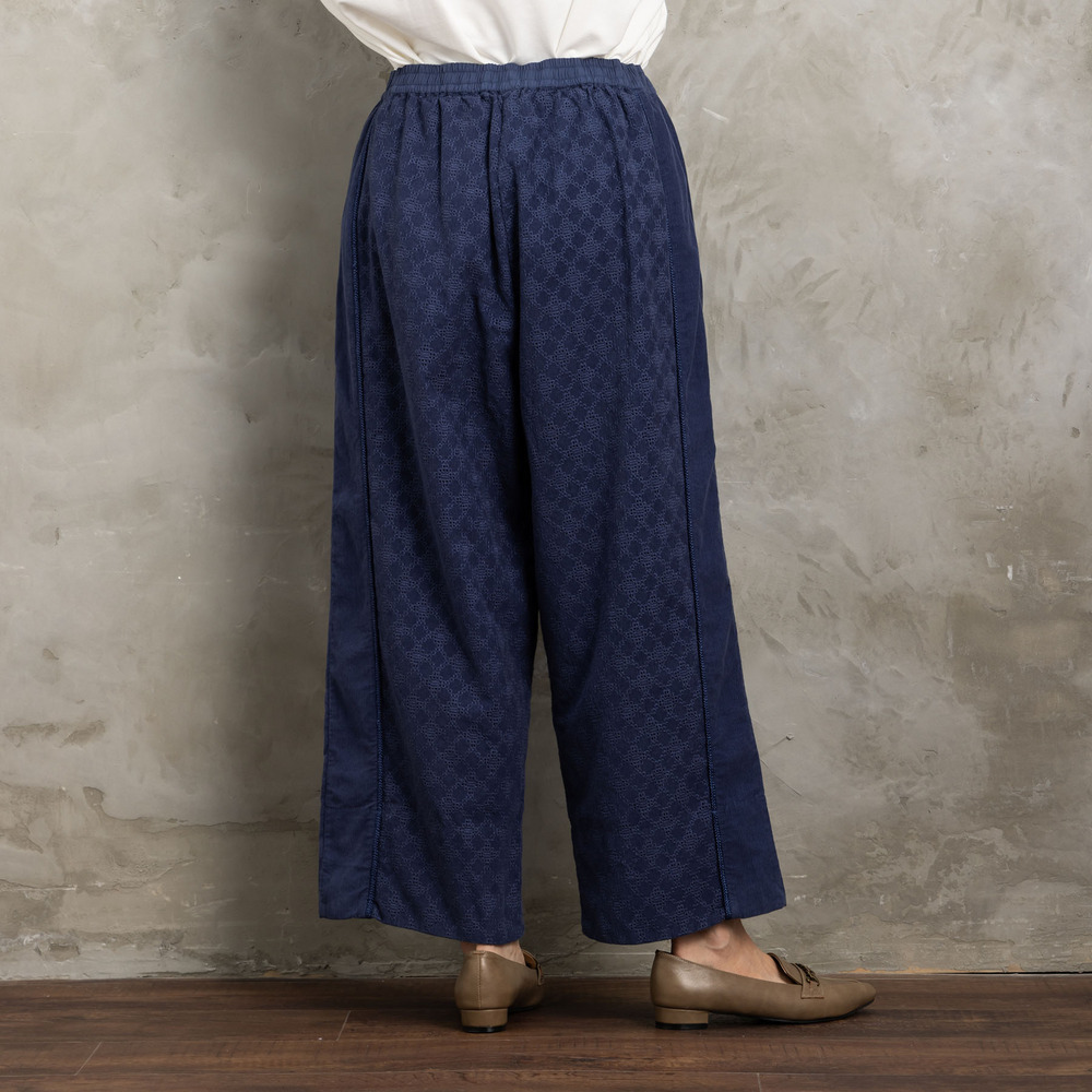 21号(6L~) コーデュロイエンブロイダリーパンツ20