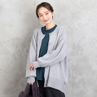 クルーネックカーディガン