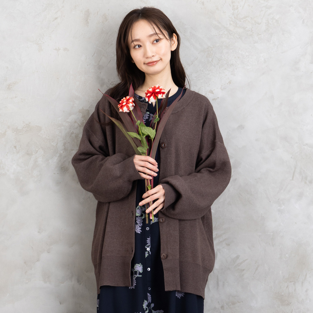 クルーネックカーディガン1