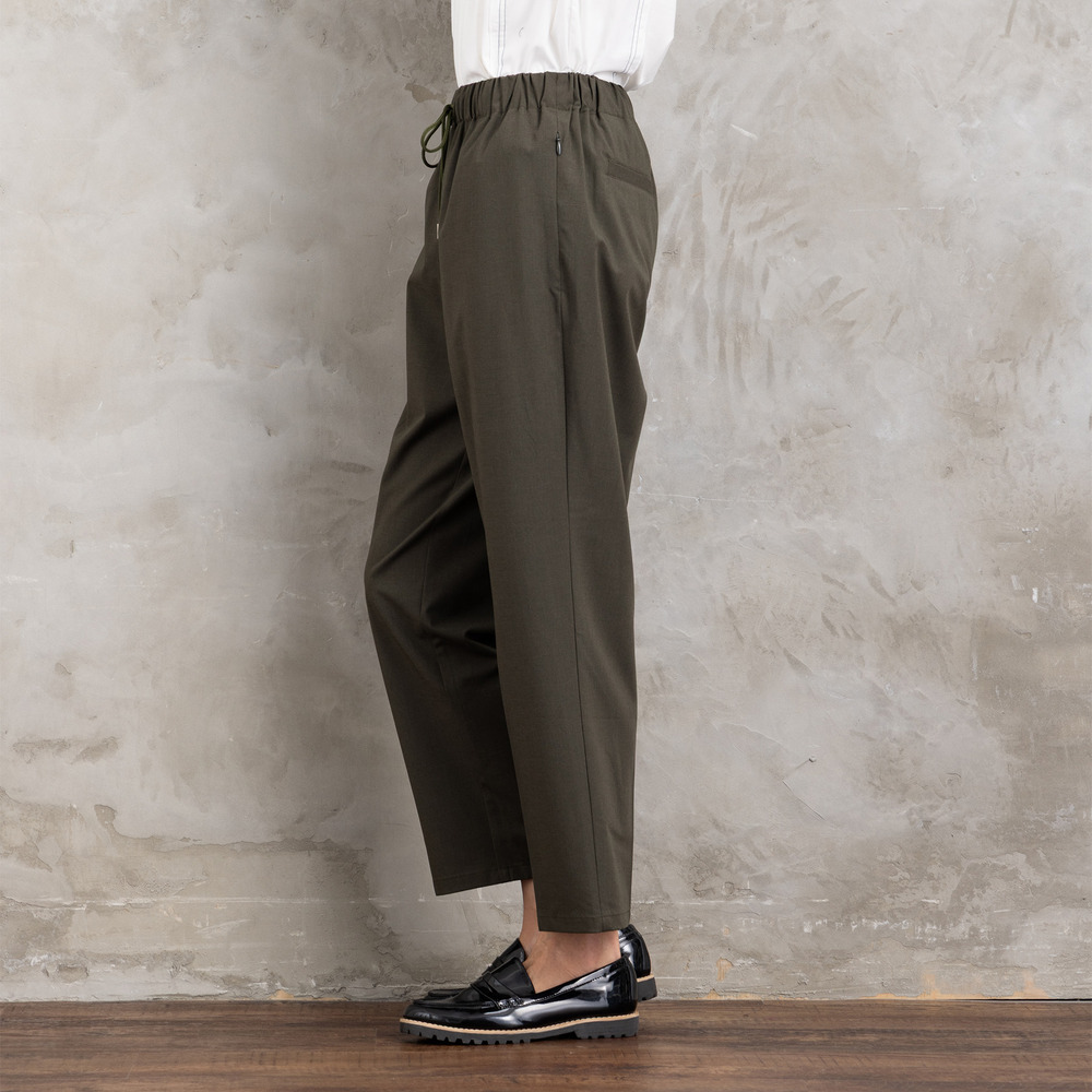 21号(6L~) トロピカルウールセンタープレステーパードパンツ13