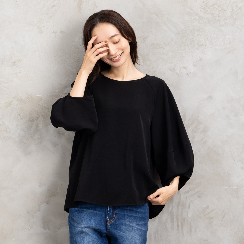 21号(6L~) ダブルバックサテンブラウス1